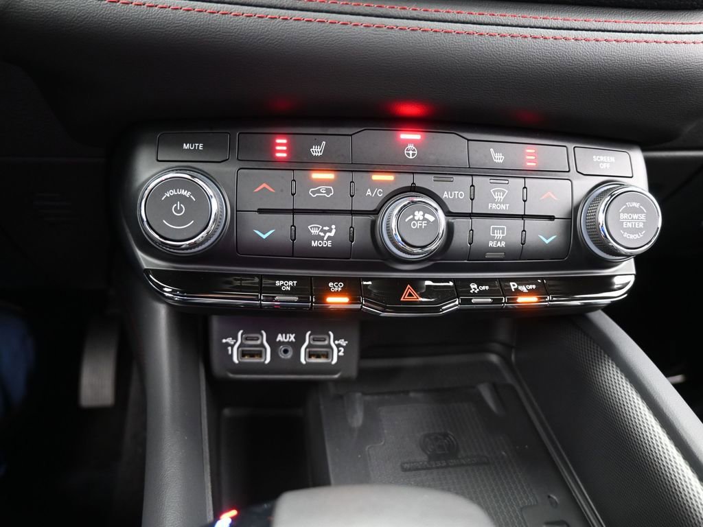 Used 2024 Dodge Durango R/T w/ Blacktop Package image 24