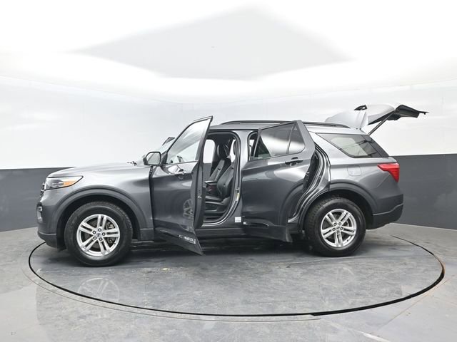 Used 2022 Ford Explorer XLT w/ Equipment Group 202A image 26
