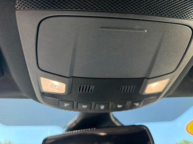 Used 2021 Ford Edge ST-Line AWD/4WD image 16