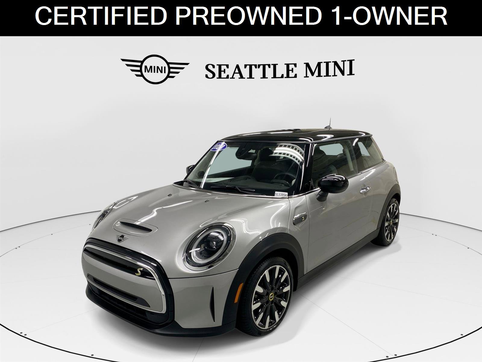 Certified 2024 MINI Cooper SE image 1
