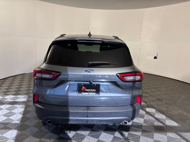 Used 2025 Ford Escape ST-Line Select AWD/4WD image 5