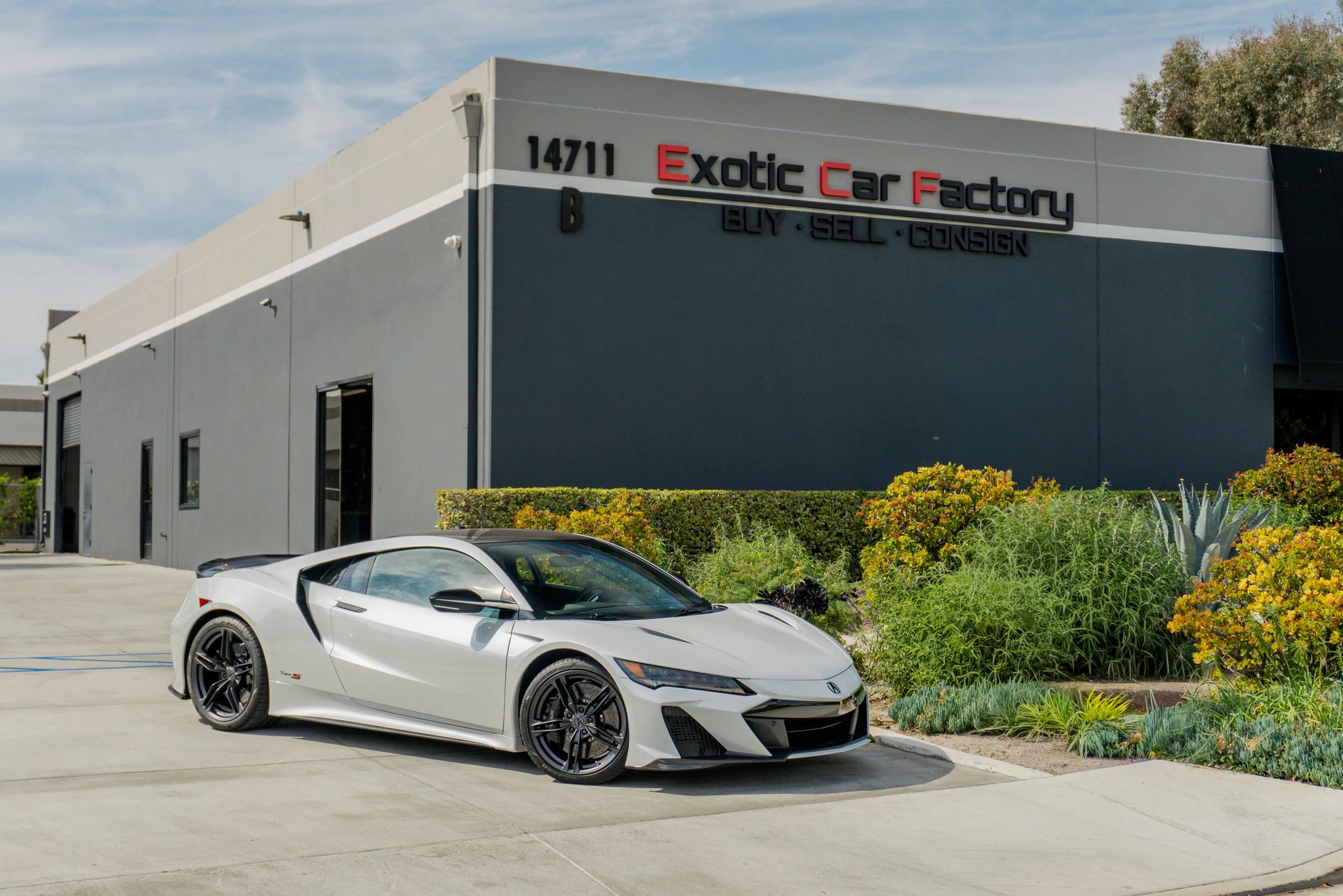 Used 2022 Acura NSX Type S image 1