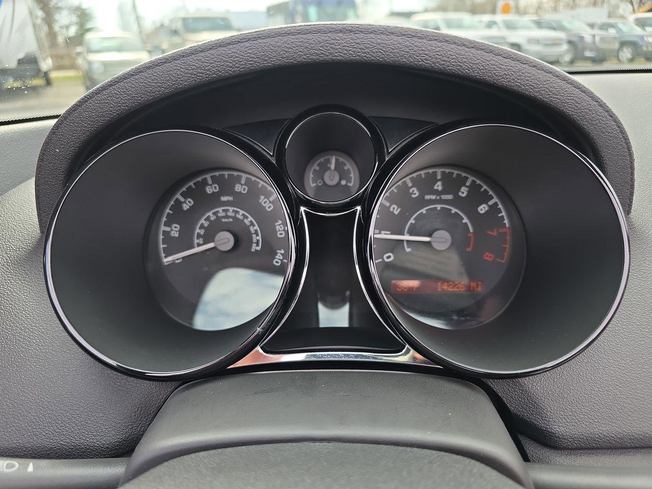 Used 2007 Saturn Sky ROADSTER w/ Premium Trim Pkg image 11