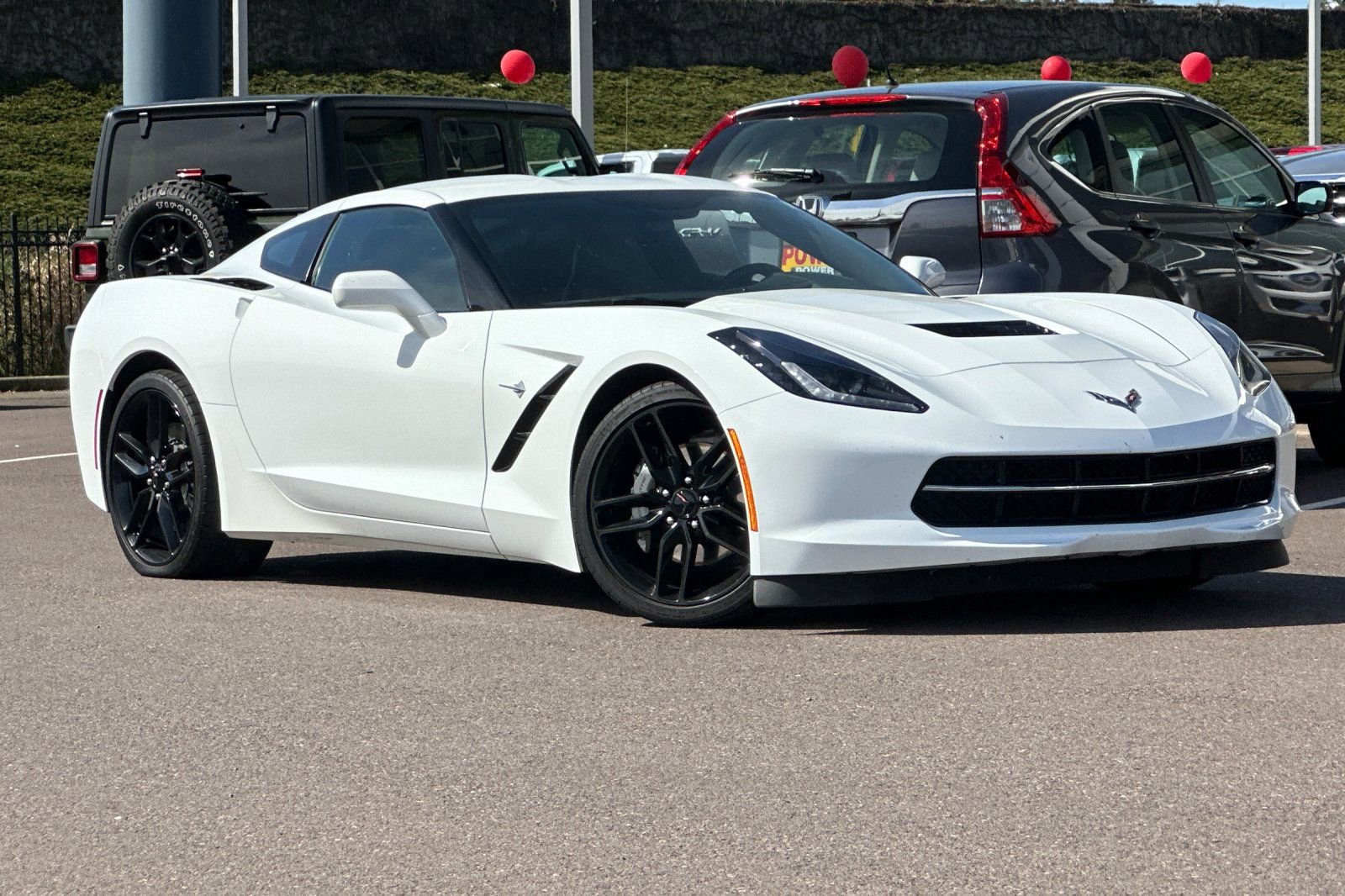 Used 2019 Chevrolet Corvette Stingray Coupe w/ 1LT RWD image 2