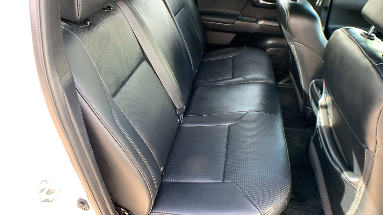 Used 2019 Toyota Tacoma TRD Off-Road image 24