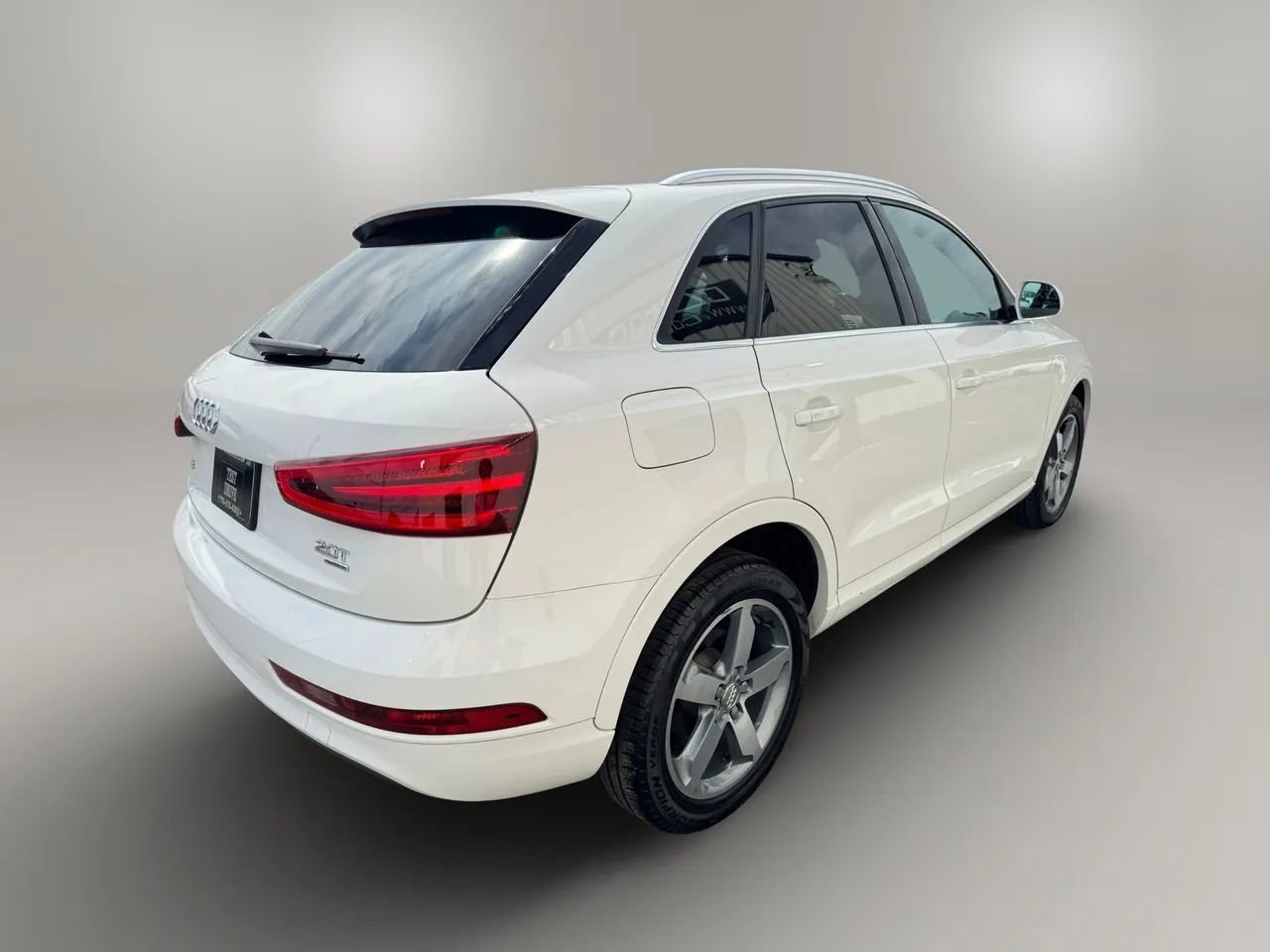 Used 2015 Audi Q3 2.0T Premium Plus AWD/4WD image 8
