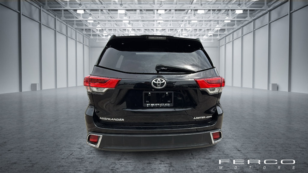 Used 2018 Toyota Highlander Limited Platinum AWD/4WD image 4