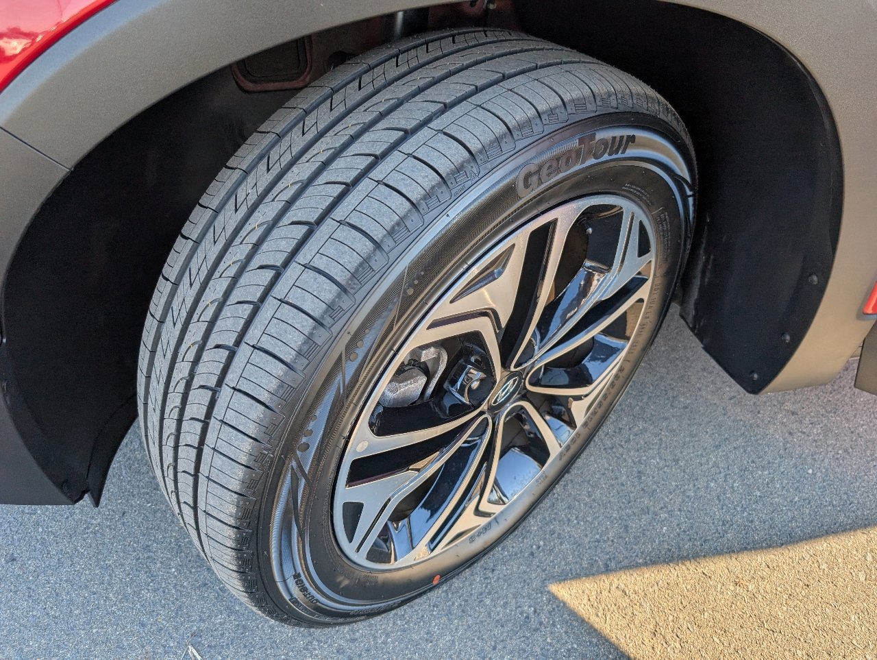 Used 2019 Hyundai Santa Fe Limited w/ Cargo Package image 21