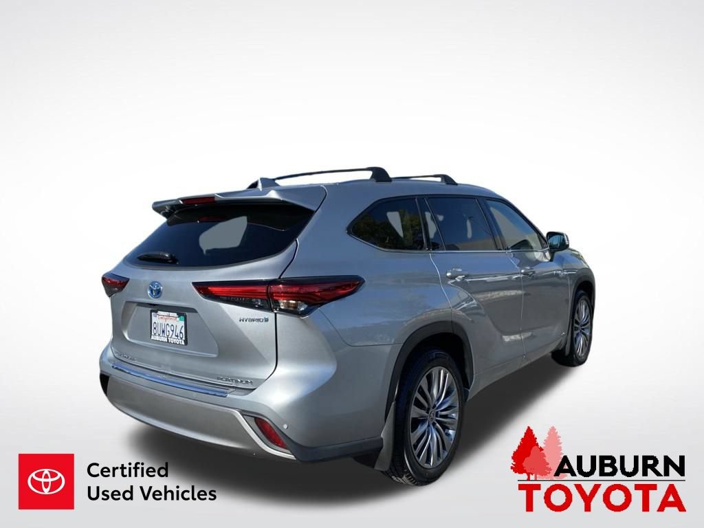 Certified 2021 Toyota Highlander Platinum AWD/4WD image 8