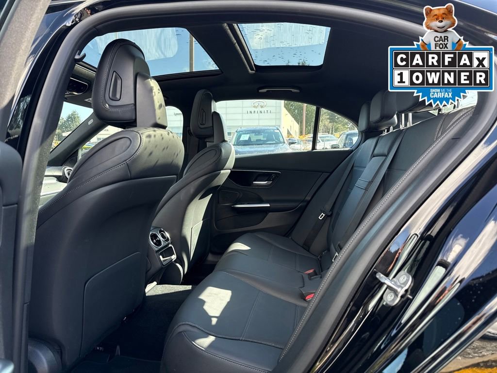 Used 2025 Mercedes-Benz C 300 4MATIC Sedan image 25
