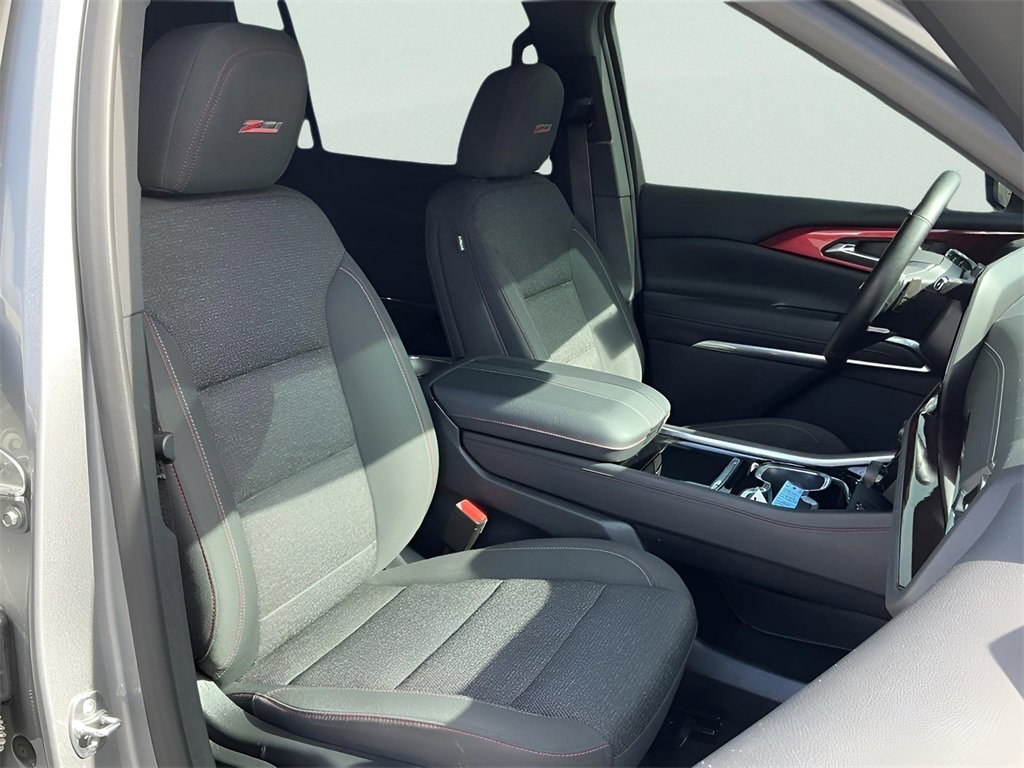 Used 2024 Chevrolet Traverse Z71 w/ Enhanced Driving Package image 33