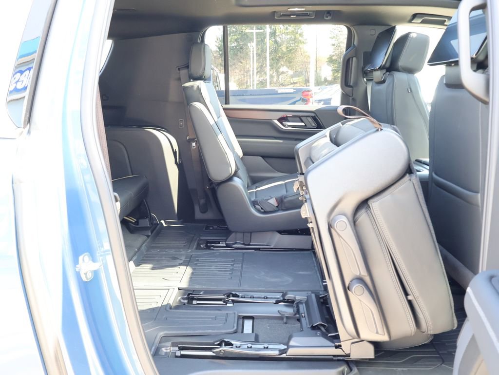 New 2026 GMC Yukon XL Denali w/ Advanced Technology Package image 44