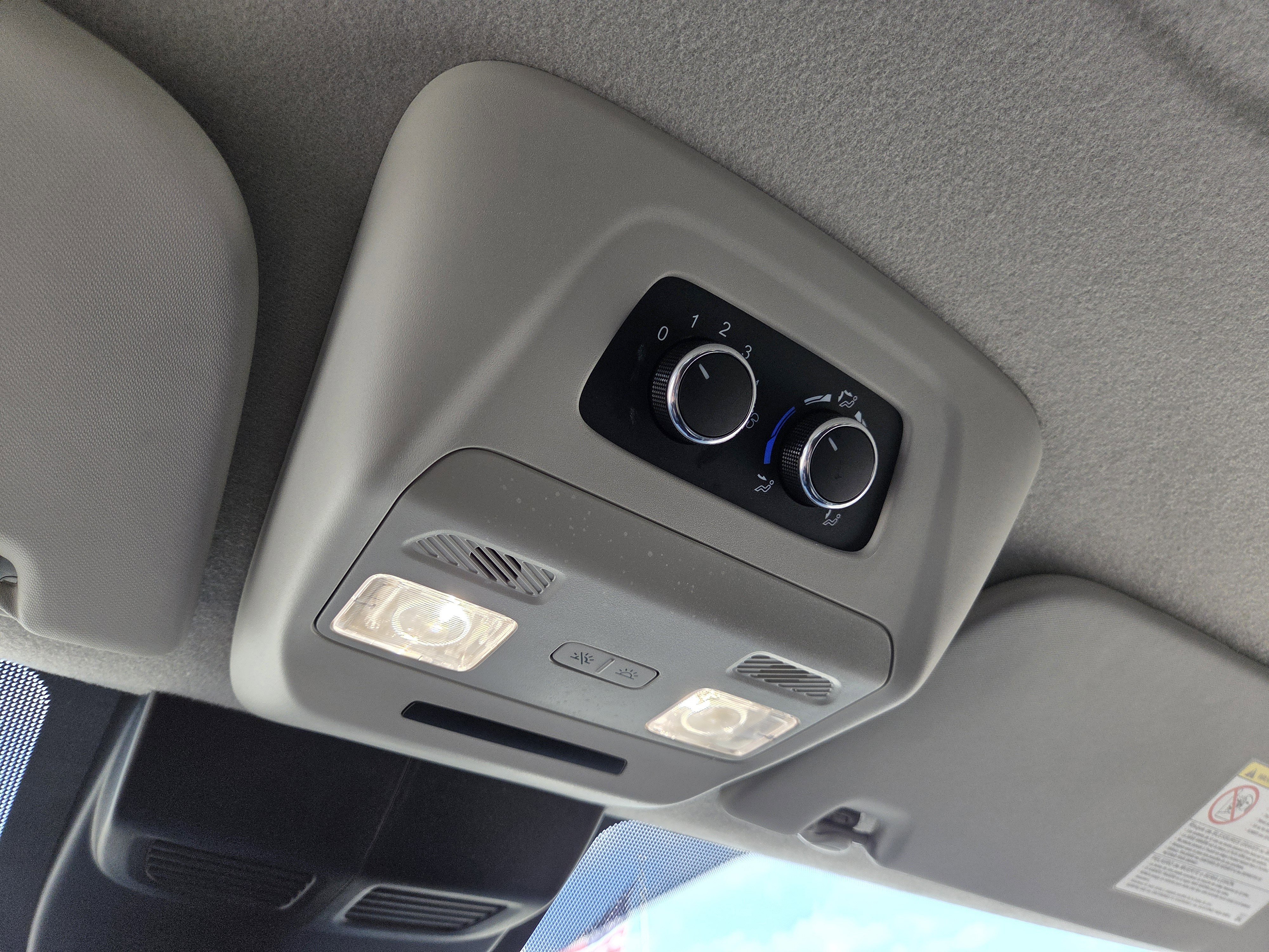 Used 2024 Ford Transit 350 XLT image 27