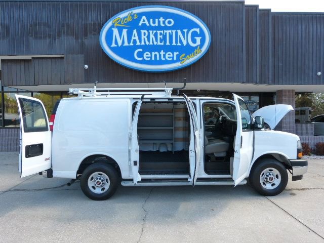 Used 2023 GMC Savana 2500 w/ Driver Convenience Package RWD image 22