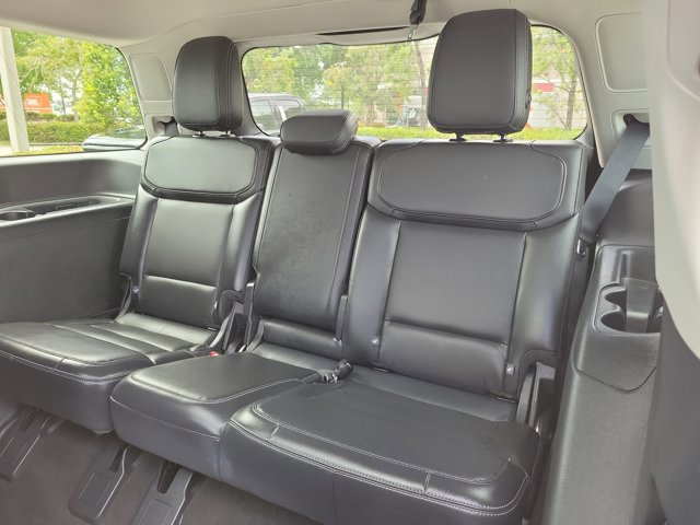 Certified 2025 Ford Expedition Platinum image 13