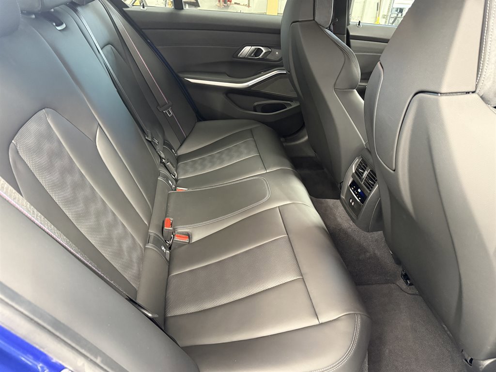 Used 2026 BMW M3 Competition image 27