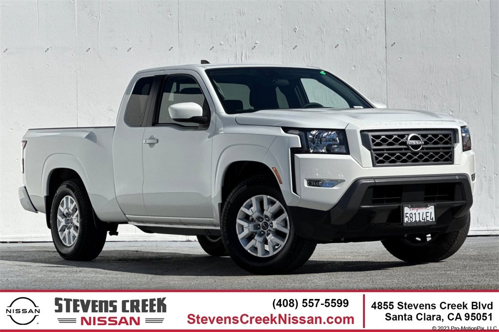 Used 2024 Nissan Frontier SV w/ SV Convenience Package