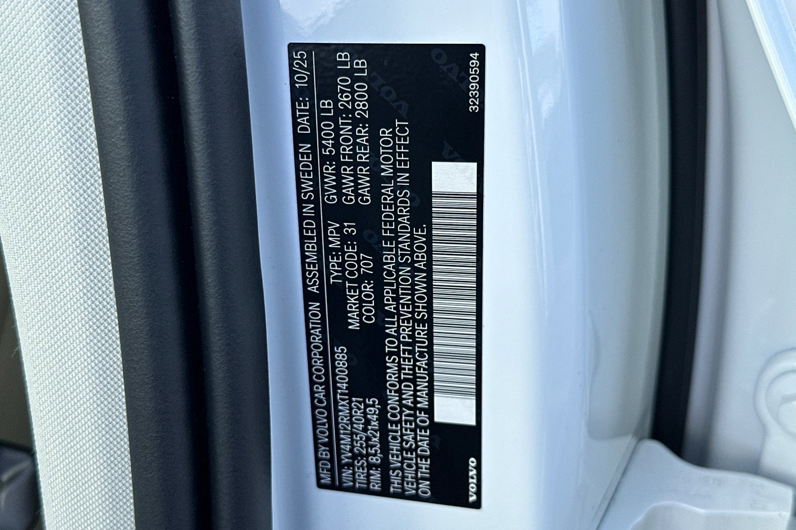 New 2026 Volvo XC60 B5 Ultra w/ Protection Package Premier image 23