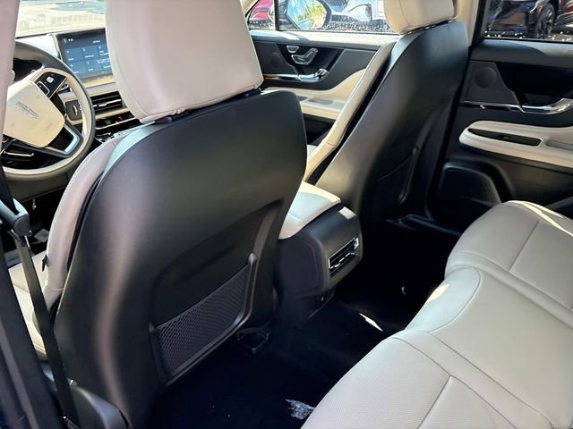 New 2025 Lincoln Corsair Grand Touring w/ Jet Appearance Package image 17