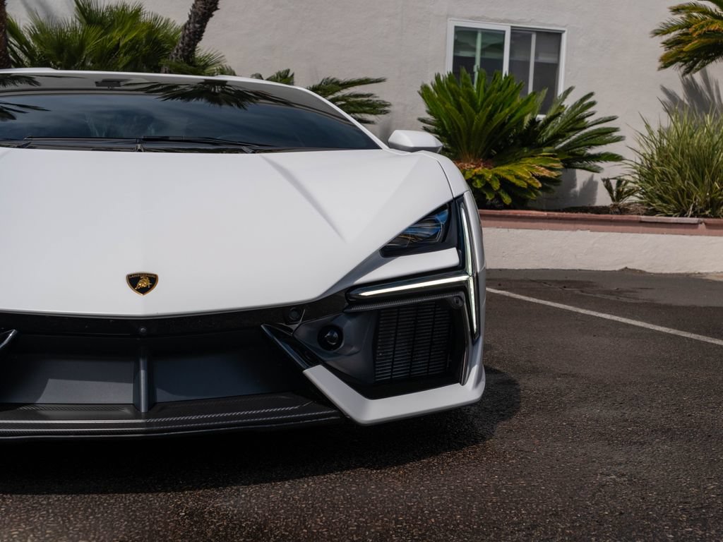 Used 2025 Lamborghini Revuelto AWD/4WD image 26