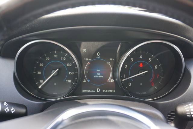Used 2018 Jaguar XE Prestige image 9