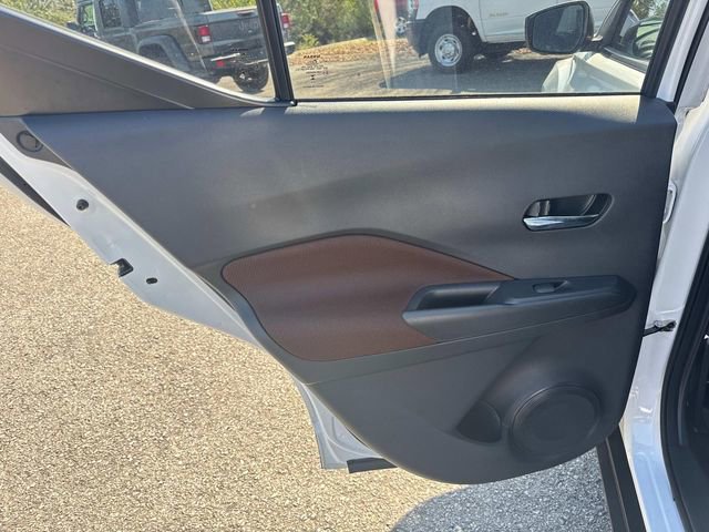 Certified 2024 Nissan Kicks SR image 15