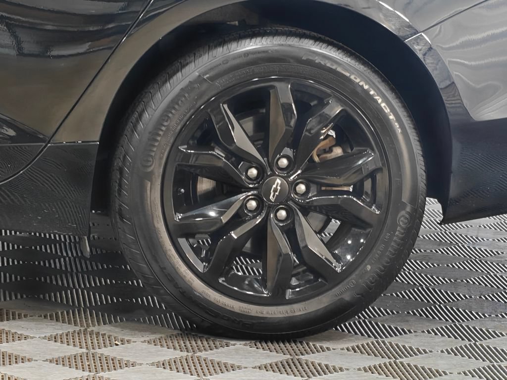 Used 2018 Chevrolet Impala LT FWD image 46