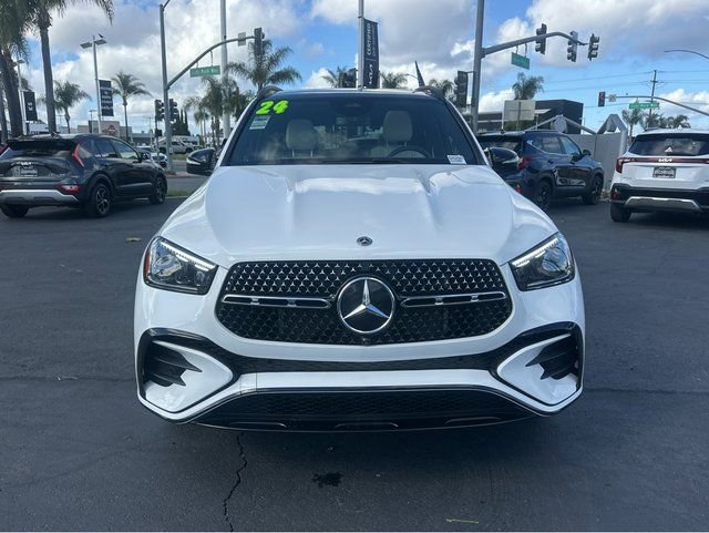 Used 2024 Mercedes-Benz GLE 350 4MATIC image 2