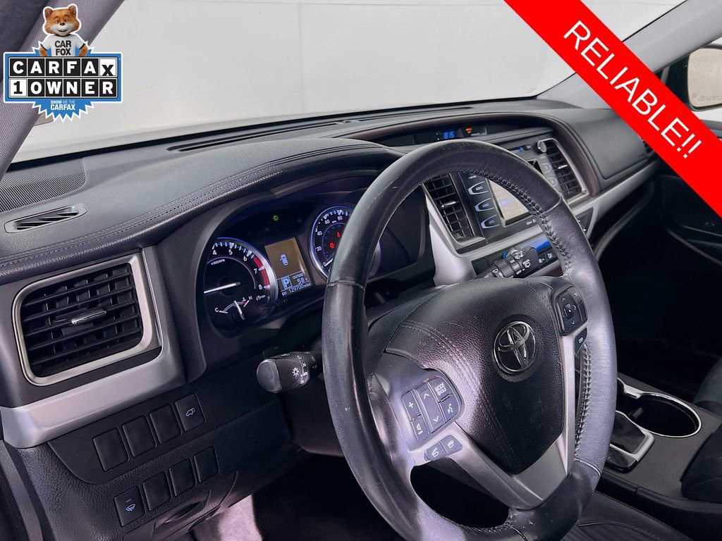Used 2015 Toyota Highlander Plus FWD image 9