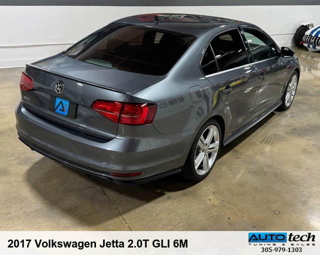 Used 2017 Volkswagen Jetta GLI image 3