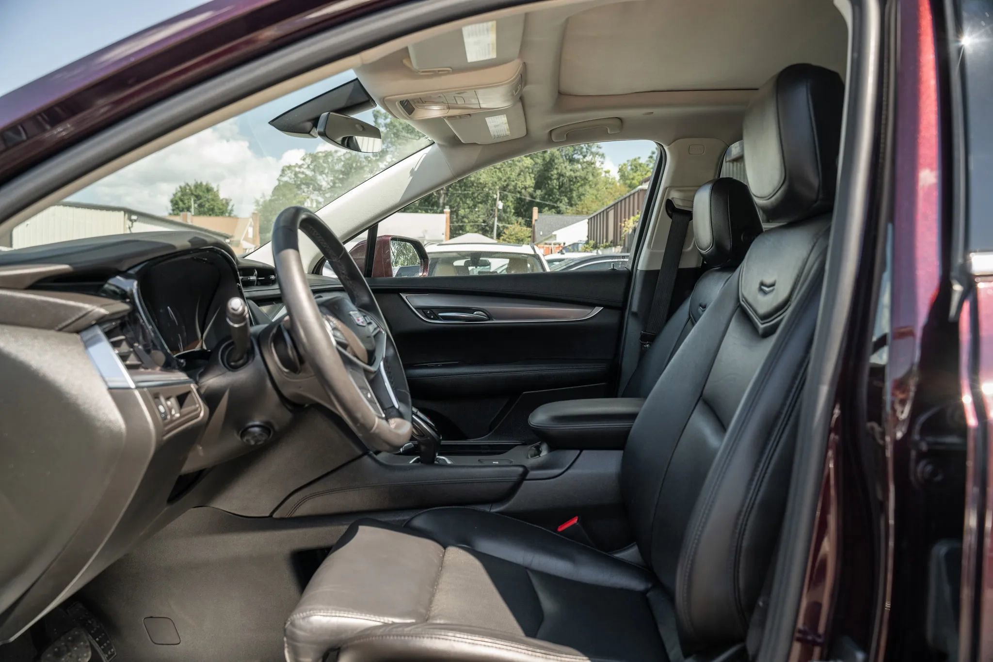 Used 2017 Cadillac XT5 Luxury image 8