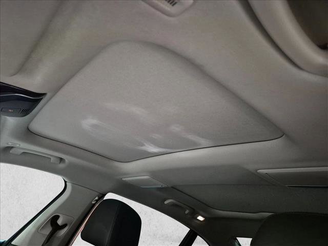 Used 2022 BMW 740i w/ Premium Package RWD image 9