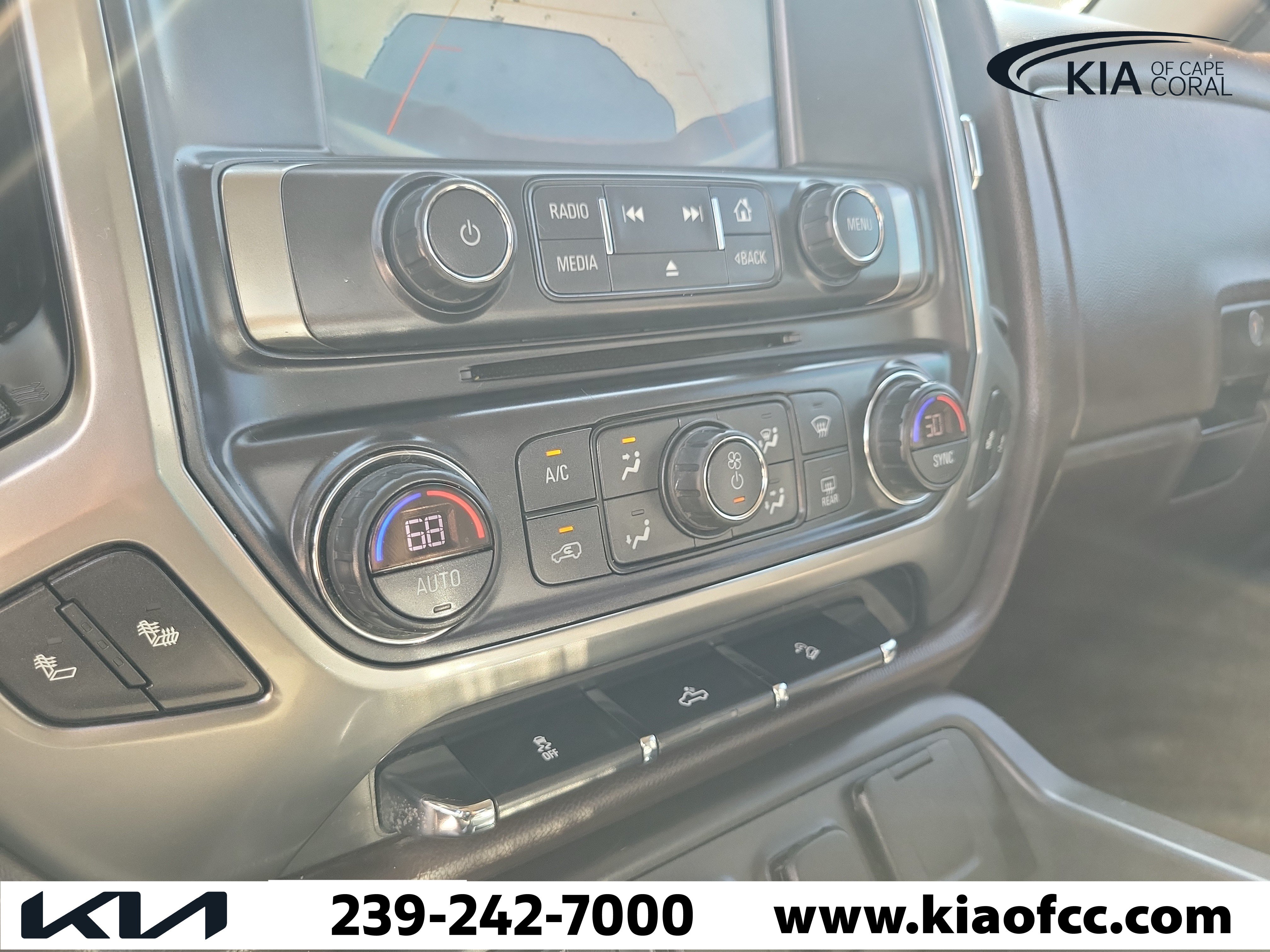 Used 2018 Chevrolet Silverado 1500 LT w/ Texas Edition AWD/4WD image 31
