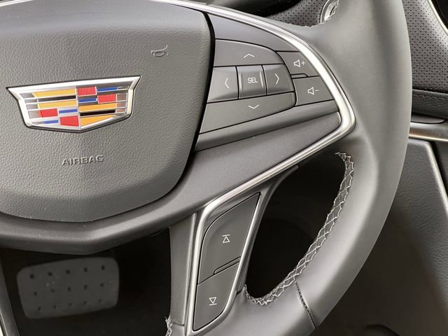 New 2026 Cadillac XT5 Luxury image 13