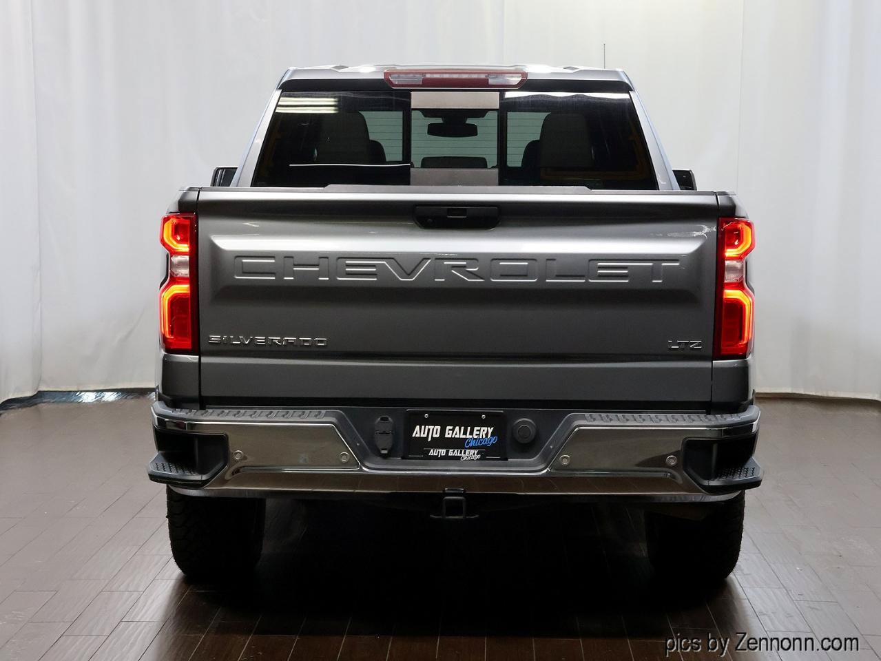 Used 2020 Chevrolet Silverado 1500 LTZ w/ LTZ Convenience Package AWD/4WD image 7