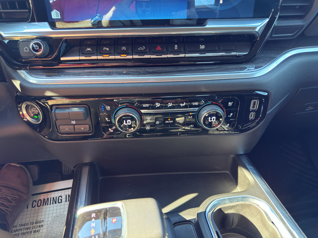 Used 2022 Chevrolet Silverado 1500 LTZ AWD/4WD image 18