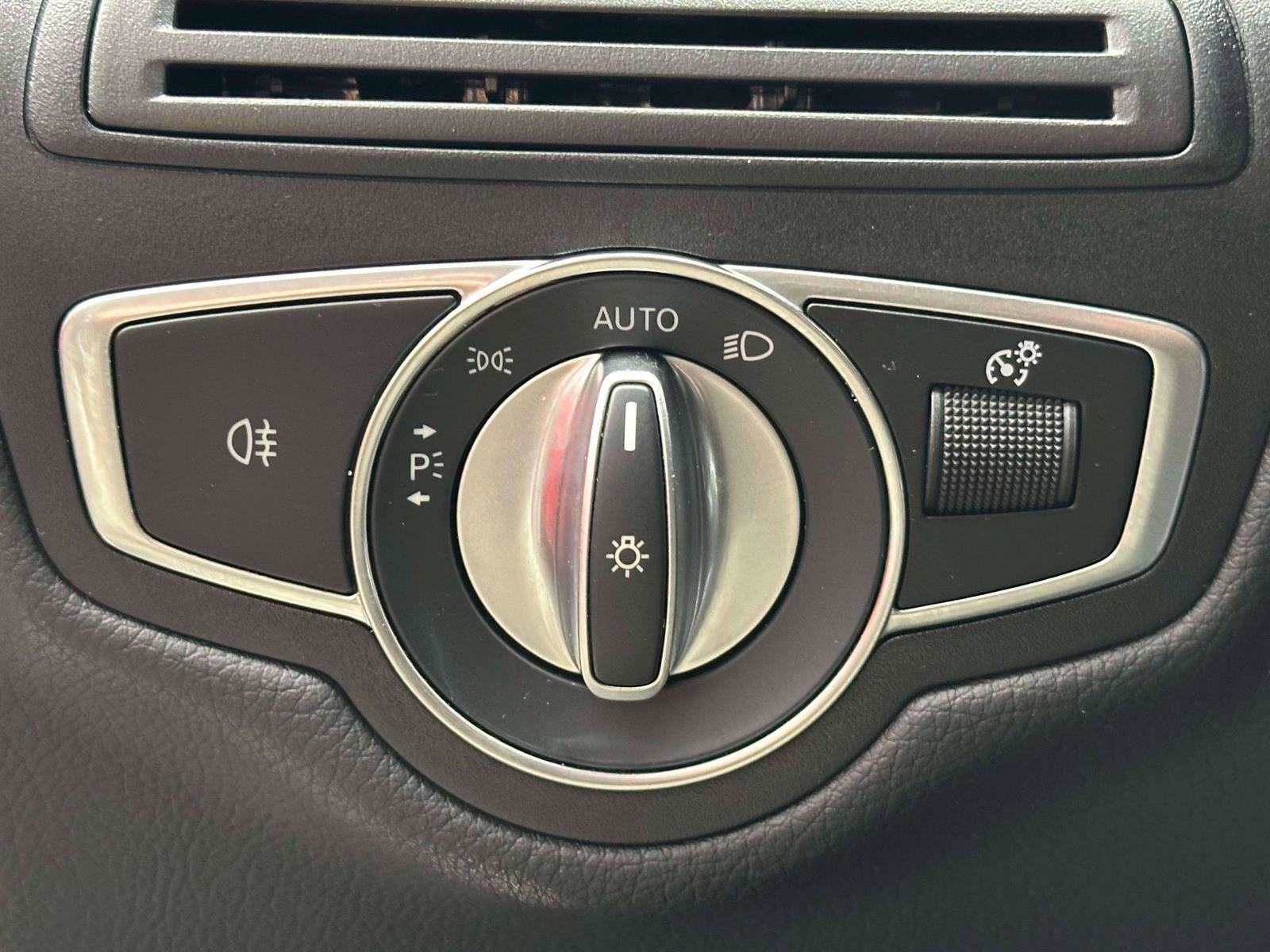 Certified 2022 Mercedes-Benz GLC 300 4MATIC image 18