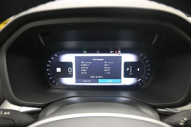 Certified 2024 Volvo XC60 B5 Core AWD/4WD image 10