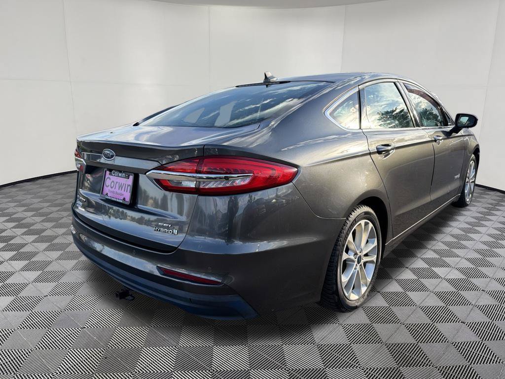 Used 2019 Ford Fusion SEL FWD image 8