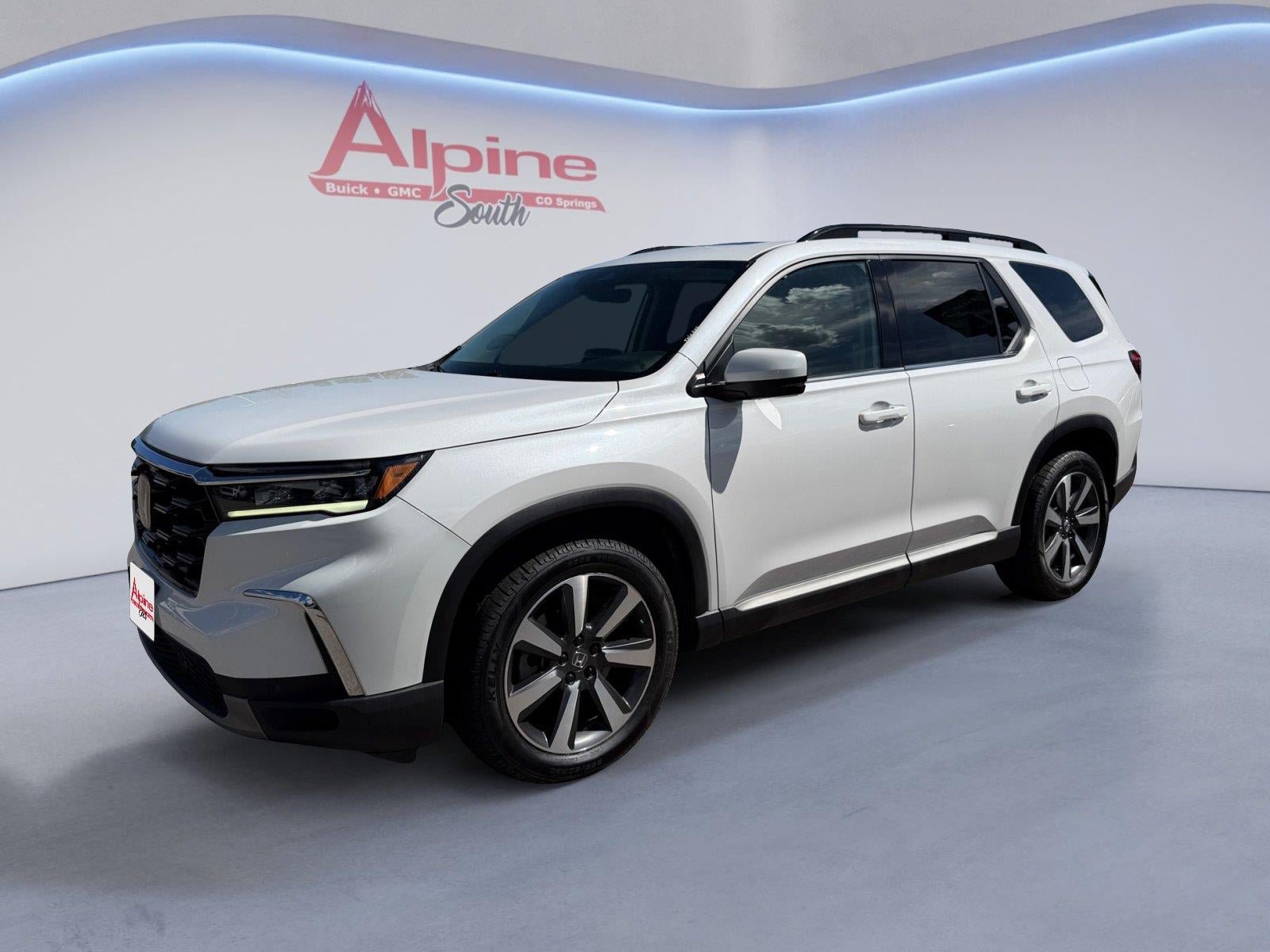 Used 2025 Honda Pilot Touring