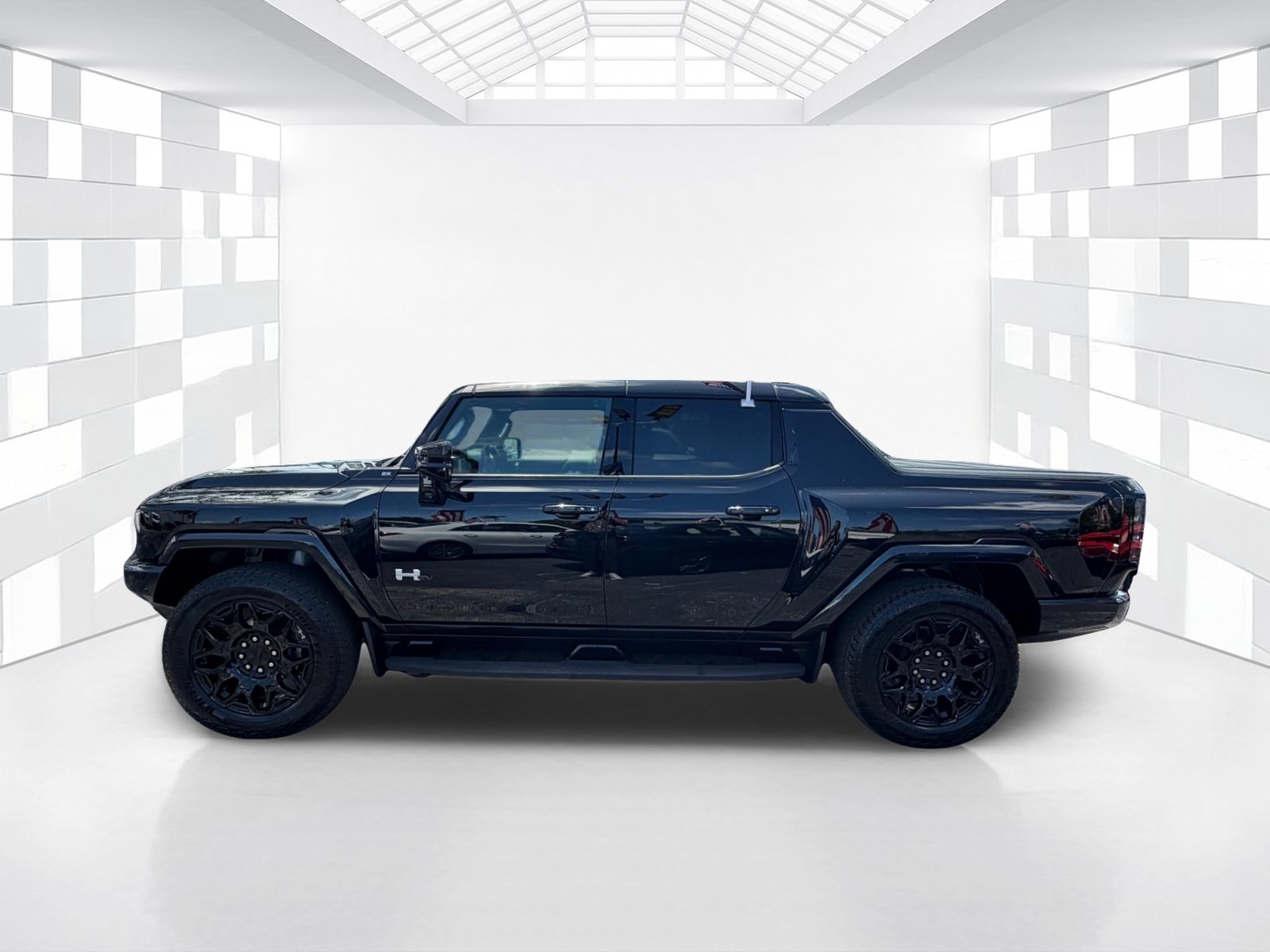 Used 2025 GMC Hummer EV 2X AWD/4WD image 4