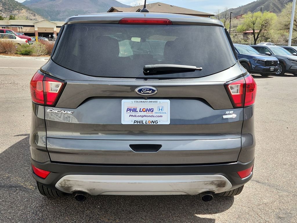 Used 2019 Ford Escape SE image 4