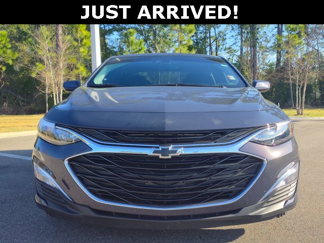 Used 2025 Chevrolet Malibu RS w/ LPO, Floor Liner Package image 2