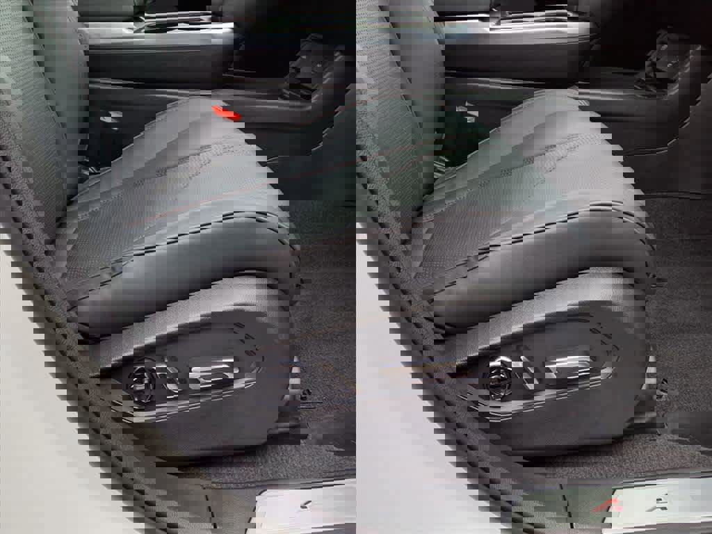 Certified 2026 Acura RDX A-Spec image 29