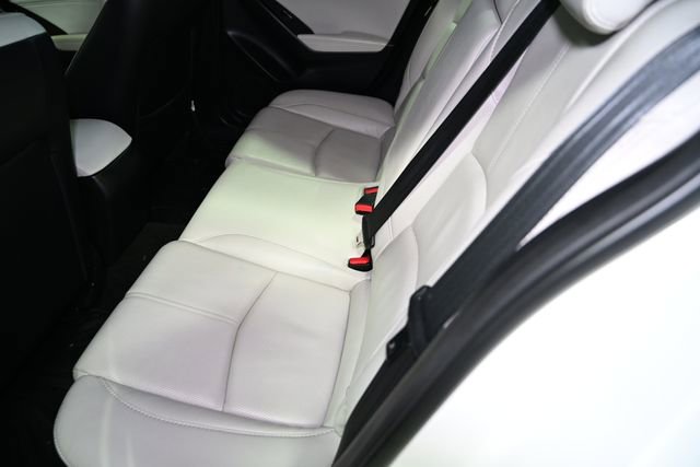 Used 2018 MAZDA MAZDA3 Grand Touring w/ Premium Equipment Package image 38