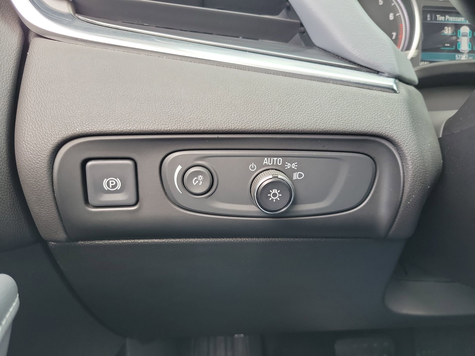 Used 2019 Buick Enclave Premium FWD image 28