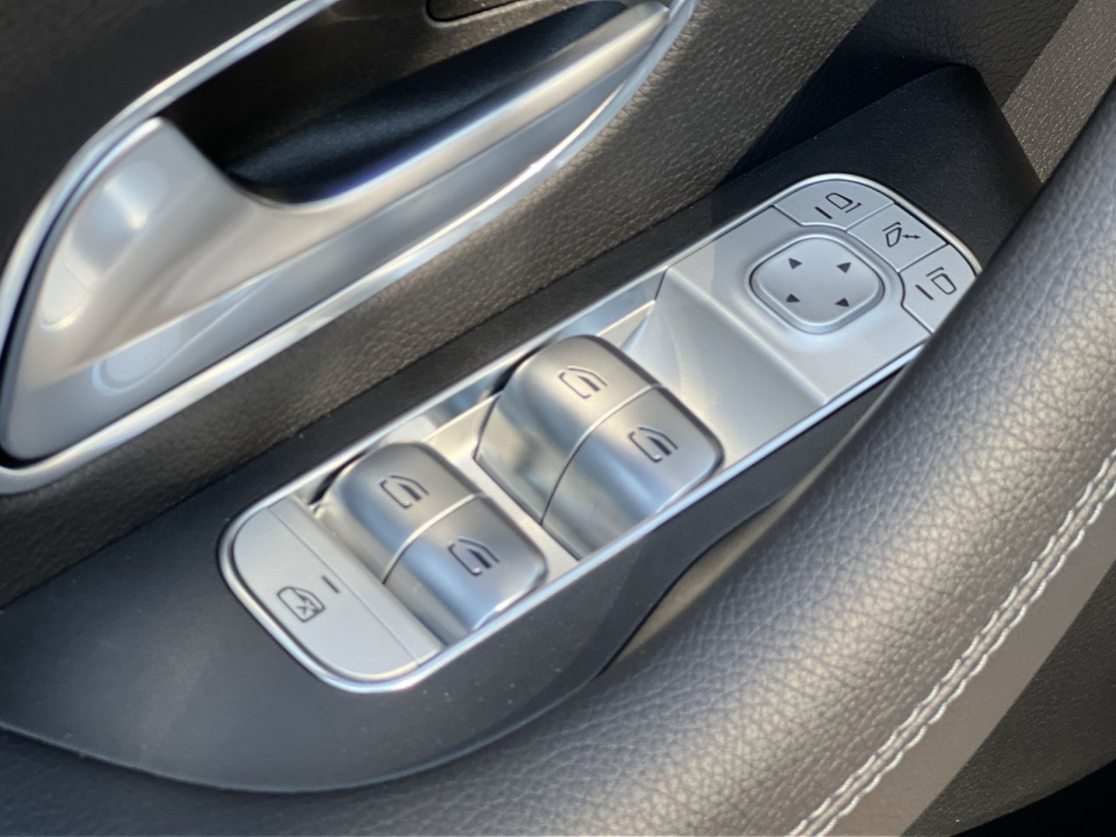 New 2026 Mercedes-Benz GLS 450 4MATIC image 20
