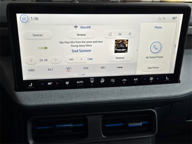 New 2025 Ford Maverick XLT w/ XLT Luxury Package image 13