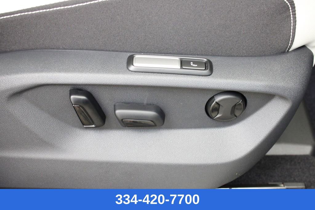 New 2025 Volkswagen Atlas Cross Sport SEL Premium R-Line image 20