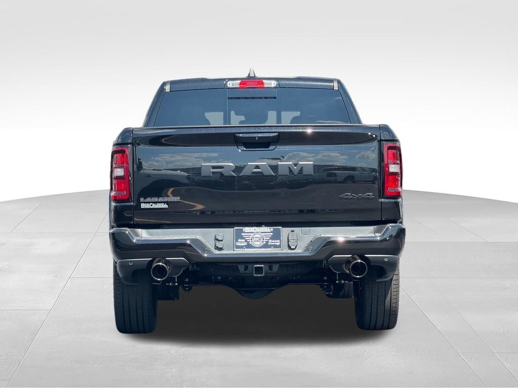 New 2027 RAM 1500 Laramie AWD/4WD image 6